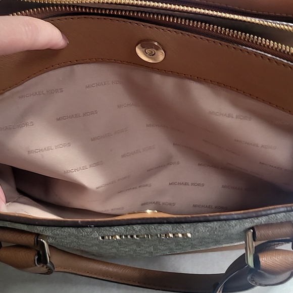 Michael Kors satchel - Picture 6 of 6